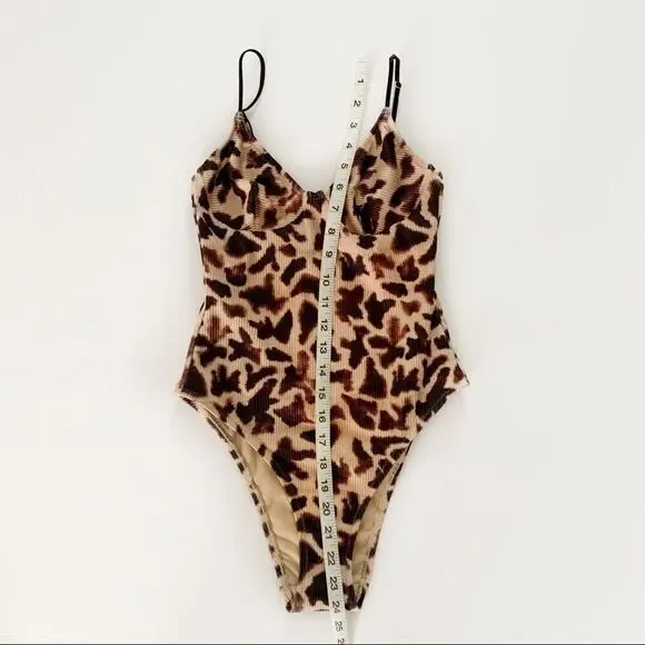 TOPSHOP One Piece Swimsuit! - Picture 3 of 8
